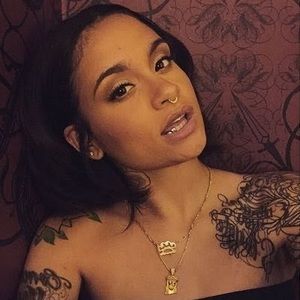 Meet your Posher, Nadia